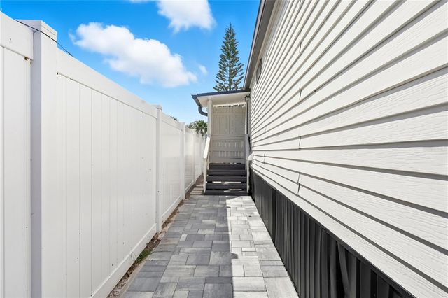 4607 DUNKELD AVENUE, Orlando, FL 32822