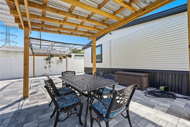 4607 DUNKELD AVENUE, Orlando, FL 32822