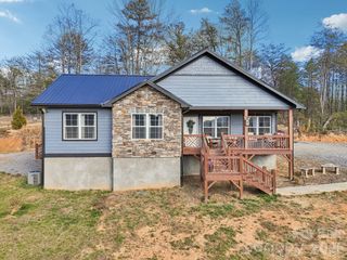 301 Mcginnis Drive, Old Fort, NC 28762