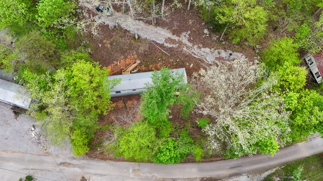 460 N Lake Drive, Burnside, KY 42519