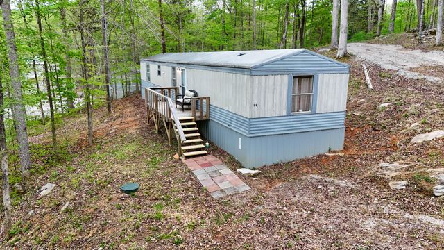 460 N Lake Drive, Burnside, KY 42519