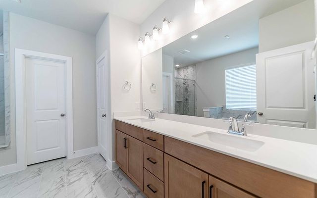 8915 Rose Jade Drive, Iowa Colony, TX 77583
