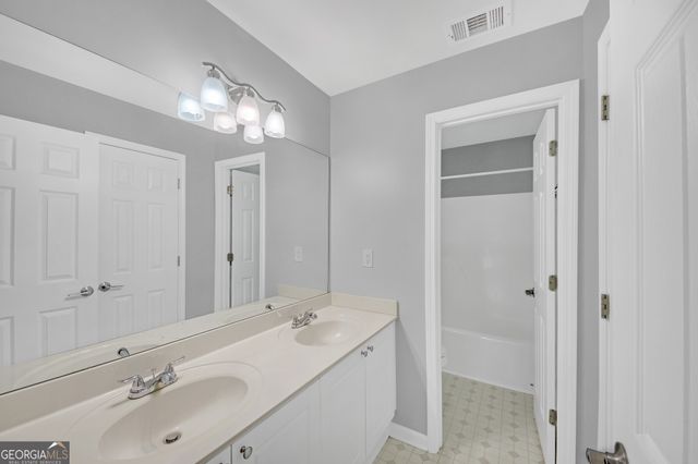 1425 Bridle Path Drive, Lawrenceville, GA 30045
