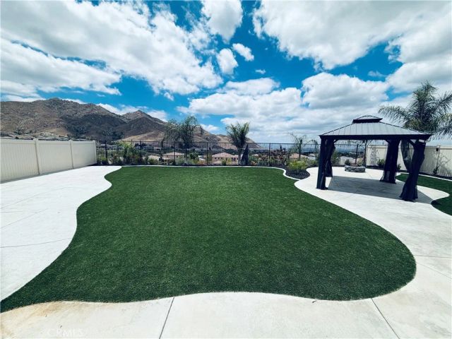20885 Barn, Riverside, CA 92507