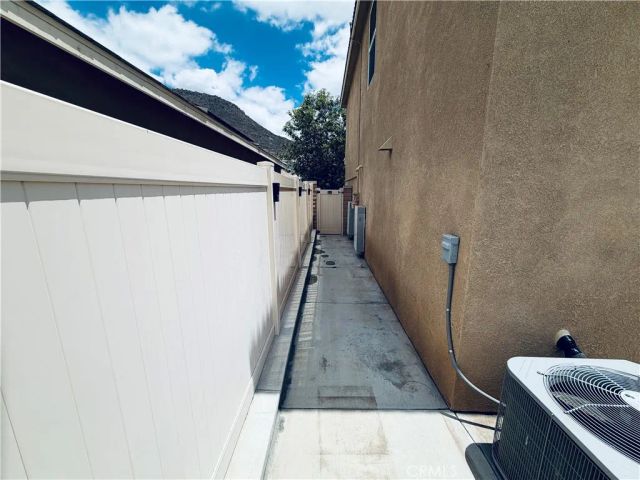 20885 Barn, Riverside, CA 92507