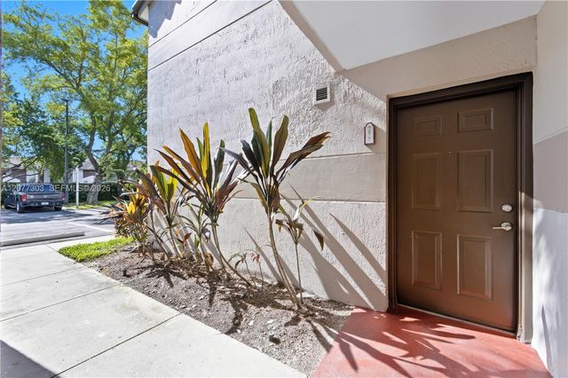 9877 Nob Hill Court 9877, Sunrise, FL 33351