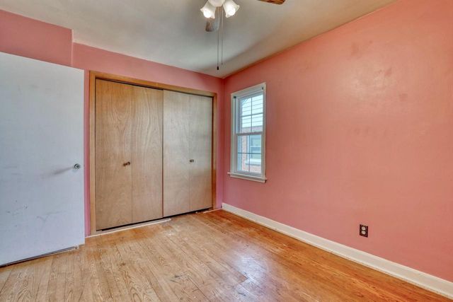 180 Henry Clay STREET, Whitefish Bay, WI 53217