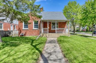 180 Henry Clay STREET, Whitefish Bay, WI 53217