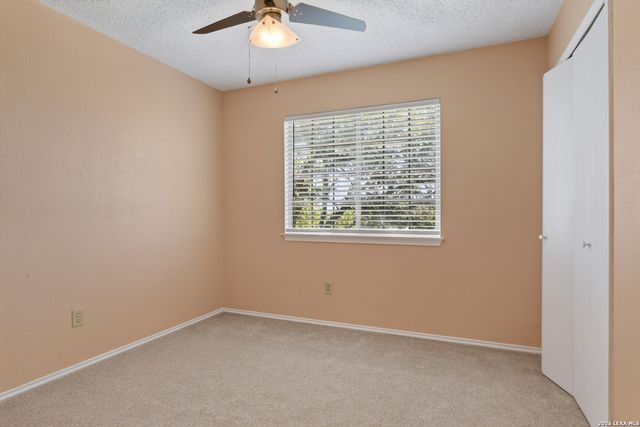 4210 Knollpond, San Antonio, TX 78247