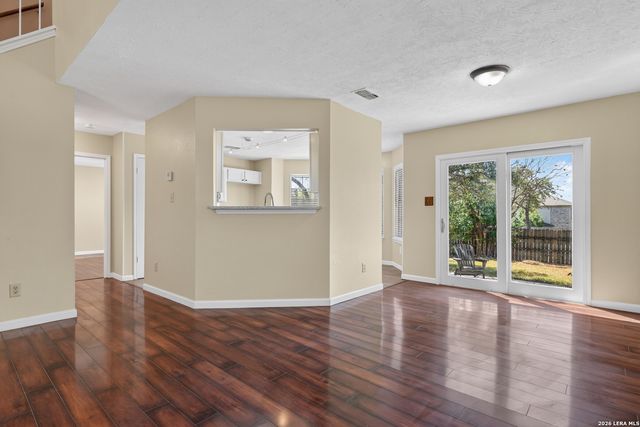 4210 Knollpond, San Antonio, TX 78247
