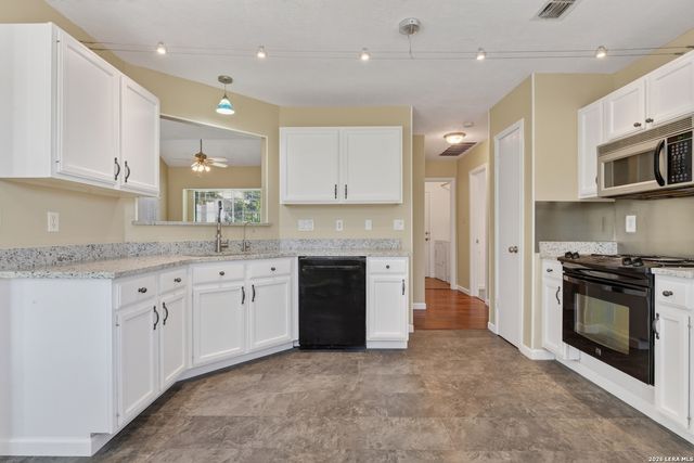 4210 Knollpond, San Antonio, TX 78247