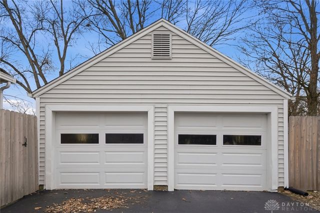 1769 Shady Lane, Beavercreek, OH 45432