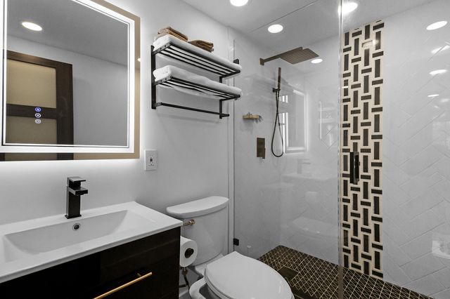 3004 NE 5th Terrace 210-c, Wilton Manors, FL 33334