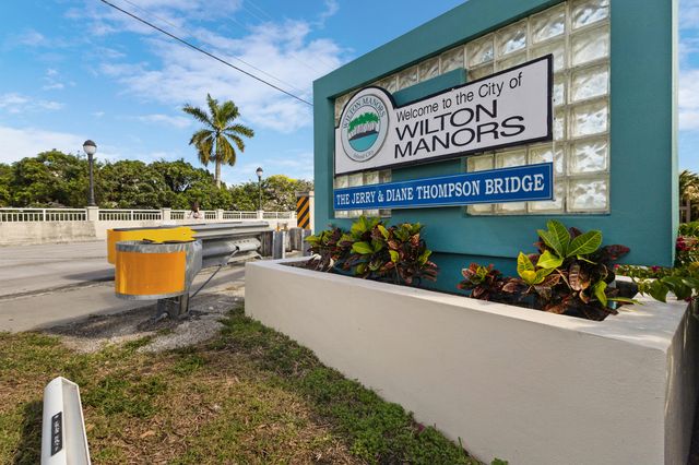 3004 NE 5th Terrace 210-c, Wilton Manors, FL 33334