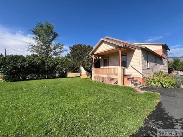 322 N St Charles Street, Salmon, ID 83467