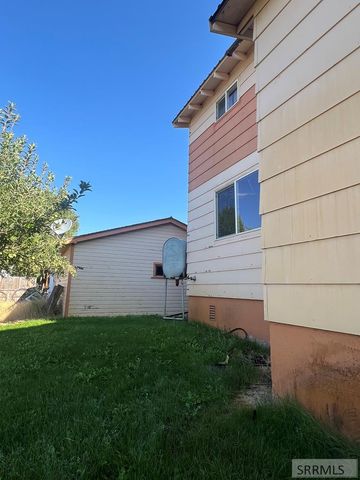 322 N St Charles Street, Salmon, ID 83467