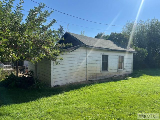 322 N St Charles Street, Salmon, ID 83467