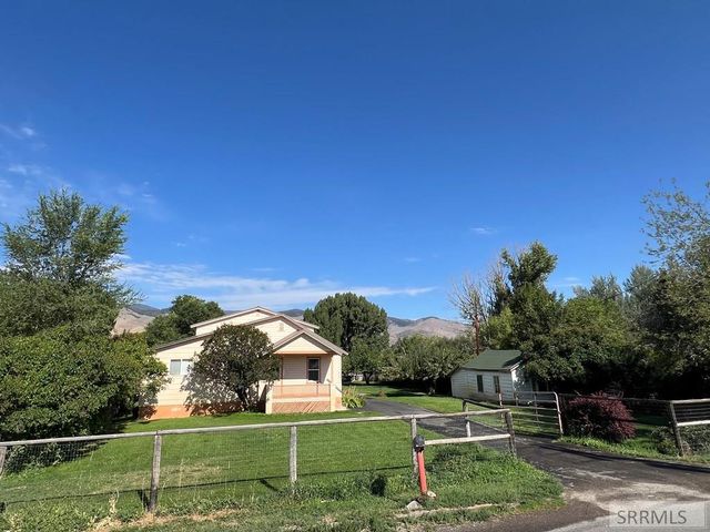 322 N St Charles Street, Salmon, ID 83467