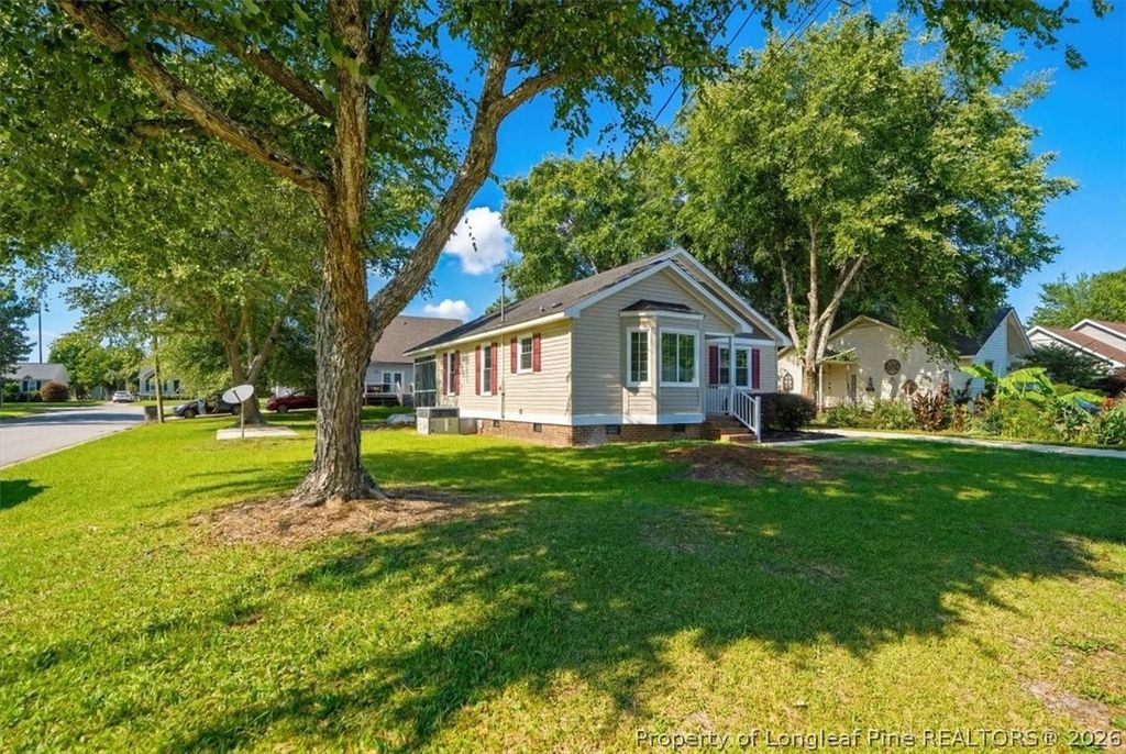 1301 E 10th Street, Lumberton, NC 28358 — photo 7