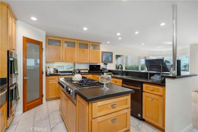 1468 W 37th, San Pedro, CA 90731