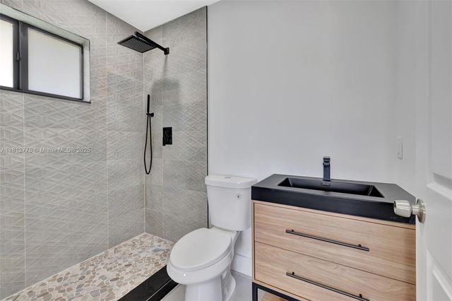 2411 NW 153 St, Miami Gardens, FL 33054