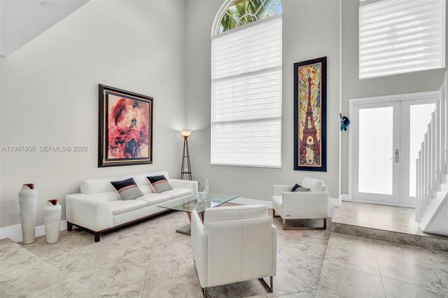 15726 SW 76th Ter, Miami, FL 33193