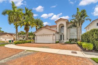15726 SW 76th Ter, Miami, FL 33193