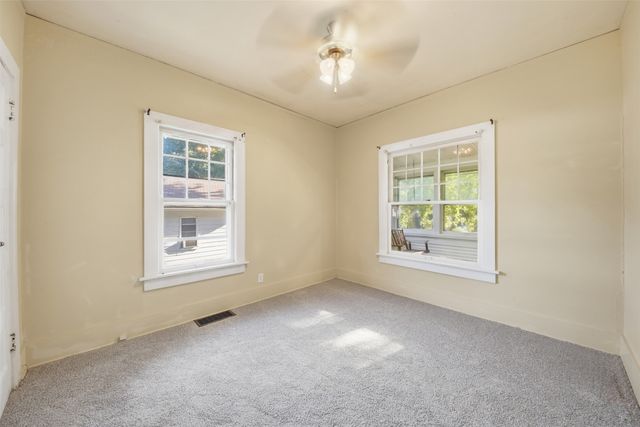 3930 9th Street, Des Moines, IA 50313