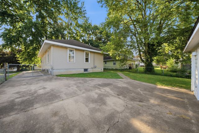 3930 9th Street, Des Moines, IA 50313