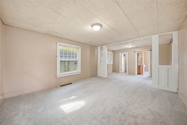 3930 9th Street, Des Moines, IA 50313