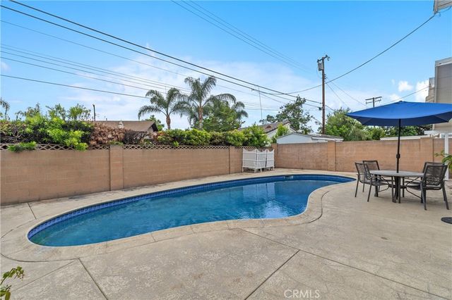 2774 W Westhaven, Anaheim, CA 92804