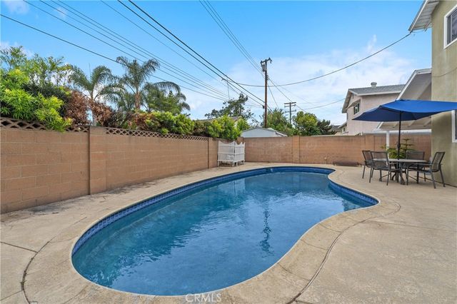 2774 W Westhaven, Anaheim, CA 92804
