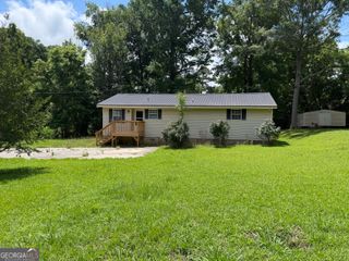 232 North Street, Gray, GA 31032