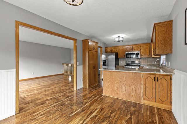 14366 Europa Avenue, Apple Valley, MN 55124