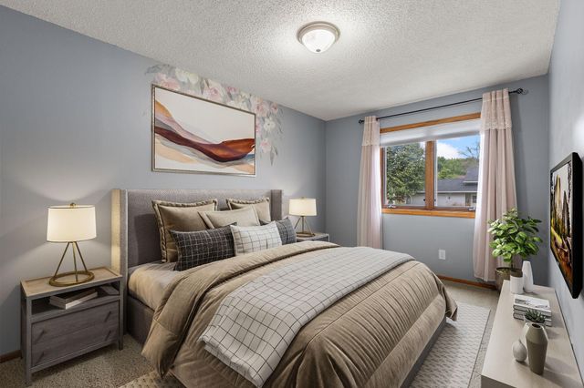 14366 Europa Avenue, Apple Valley, MN 55124