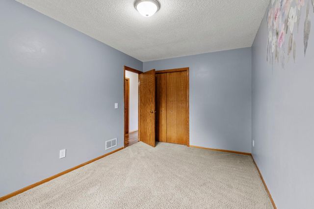 14366 Europa Avenue, Apple Valley, MN 55124