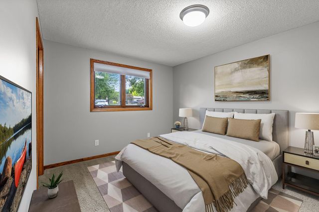 14366 Europa Avenue, Apple Valley, MN 55124