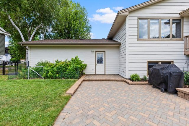 14366 Europa Avenue, Apple Valley, MN 55124