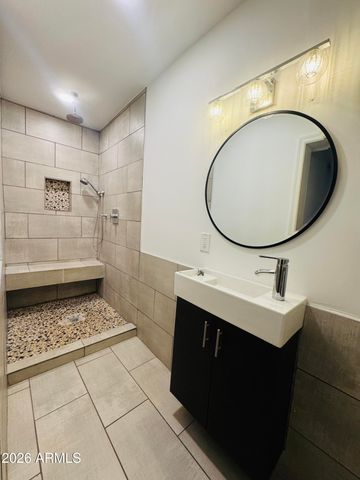 2238 E MULBERRY Drive, Phoenix, AZ 85016
