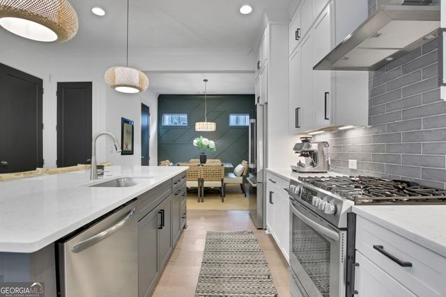 2008 Cottonwood Lane, Woodstock, GA 30188