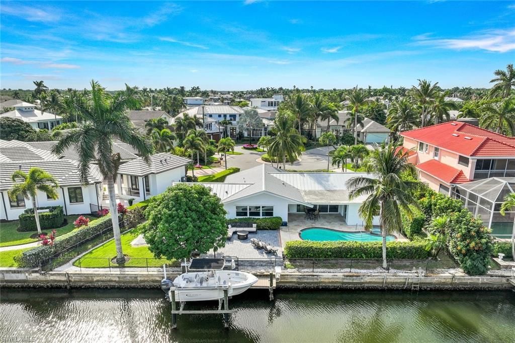 1250 Tuna CT, NAPLES, FL 34102 — photo 2