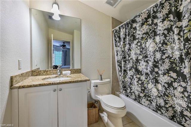3505 Avion Woods CT 904, Naples, FL 34104