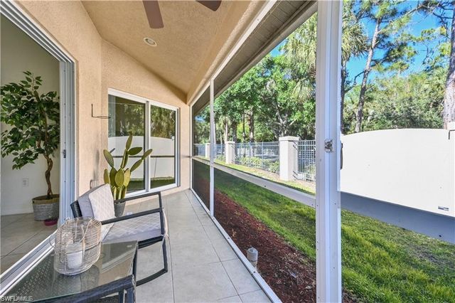 3505 Avion Woods CT 904, Naples, FL 34104