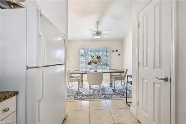 3505 Avion Woods CT 904, Naples, FL 34104