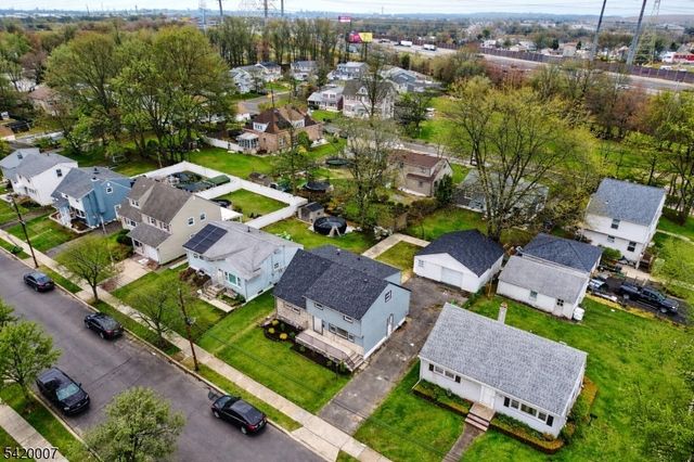 90 1St Ave, Woodbridge Twp., NJ 07064