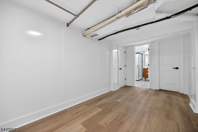 90 1St Ave, Woodbridge Twp., NJ 07064