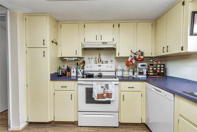 10841 SW 90TH COURT, Ocala, FL 34481