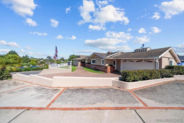 1261 Catalina, San Diego, CA 92107