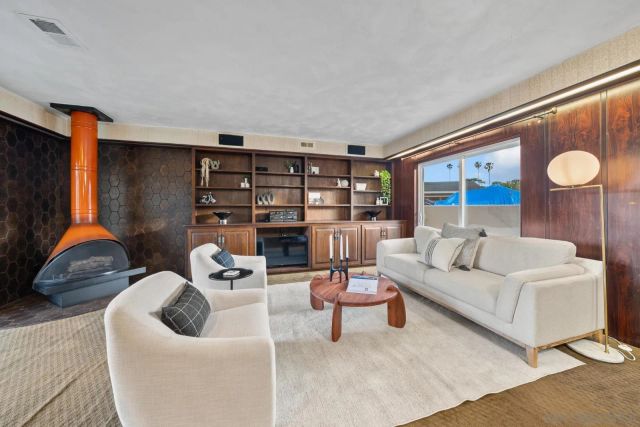1261 Catalina, San Diego, CA 92107