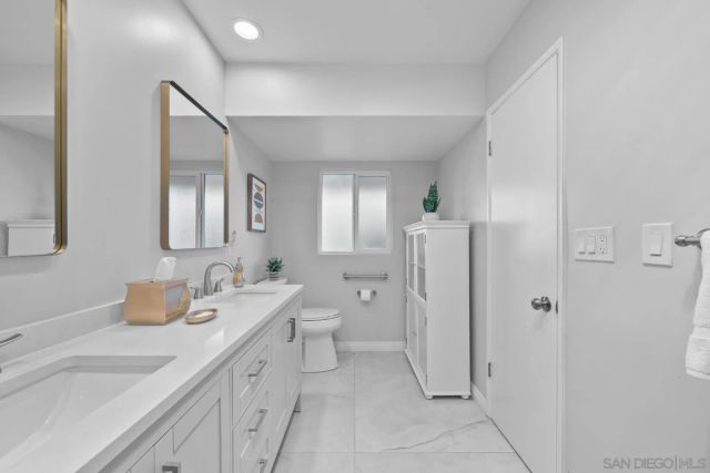 1261 Catalina, San Diego, CA 92107
